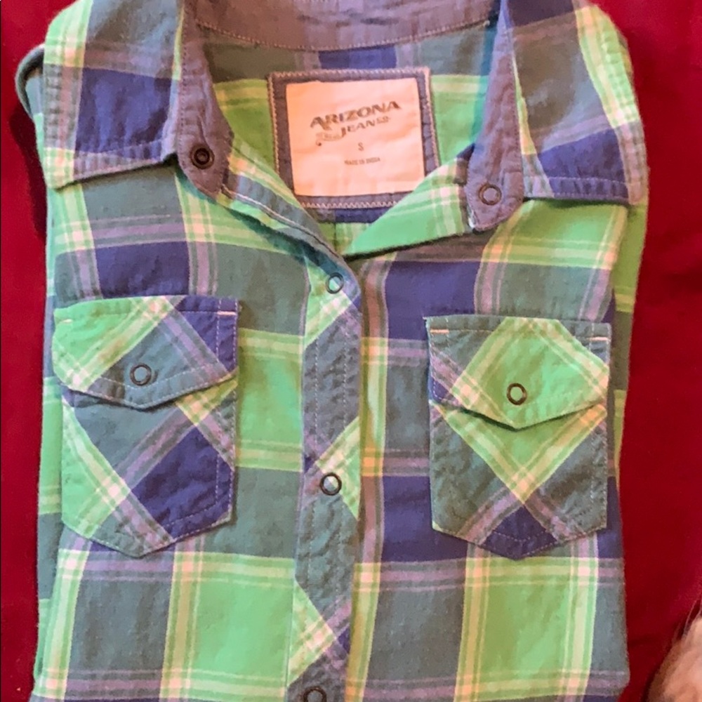 Plaid top